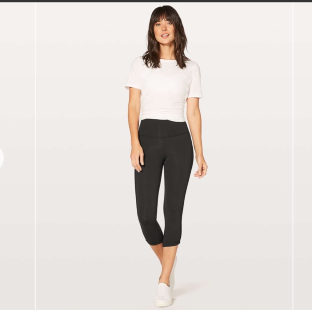 Lululemon high rise special edition luxtreme crop